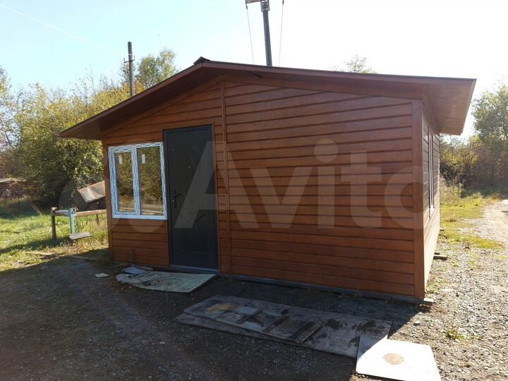 Дом 25 м² на участке 1 сот.