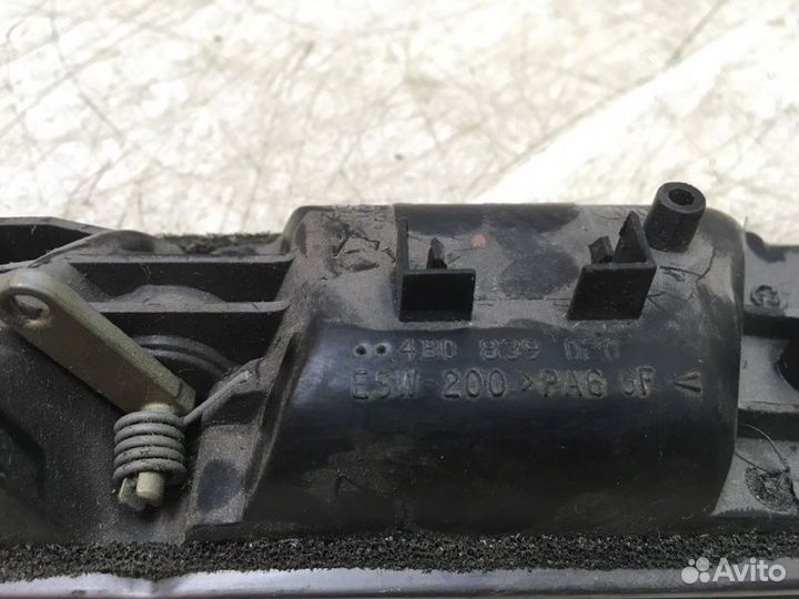 Ручка двери внутренняя задняя правая Audi A6 C5