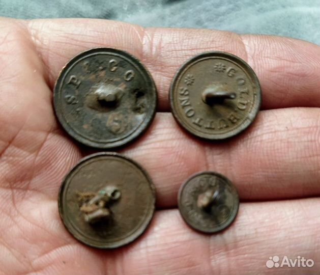 Старинные монгольские и китайские монеты, пуговицы