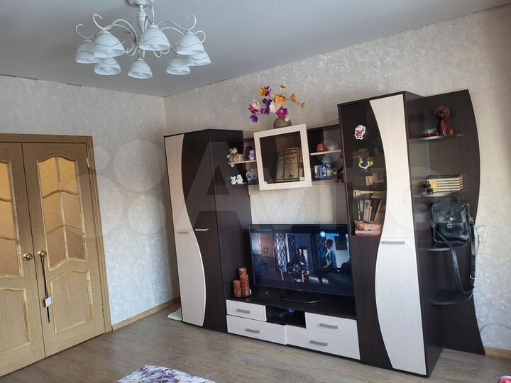 2-к. квартира, 65 м², 2/5 эт.