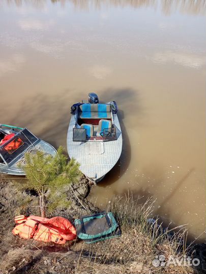 Продам прогресс4 в отс, мотор ямаха 40, дистанция