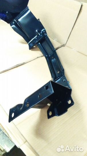 Траверса на Газель под двигатель Крайслер 2,4L