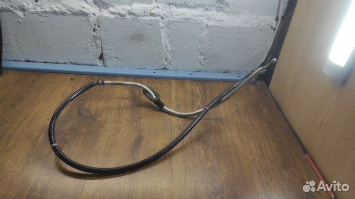 Трос ручника левый Skoda Rapid лифтбек 1.6 2015