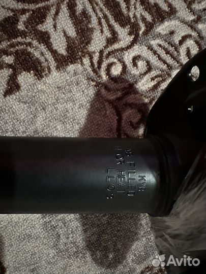 Амортизатор передний левыйKYB 339282 Highlander