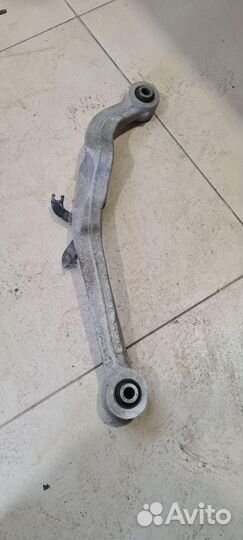 Рычаг задний левый верхний Nissan Qashqai+2 рест
