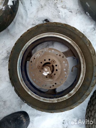 Колесо на скутер