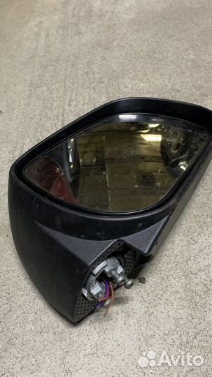 Зеркало правое с корпусом Rav4 xa30