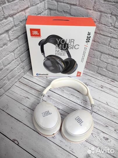 Беспроводные наушники jbl