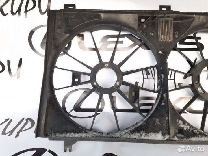 Диффузор радиатора Lexus Gs450H 2005-2012