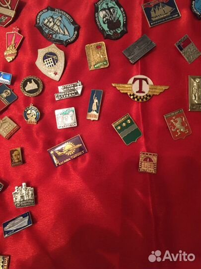 Значки советских времён