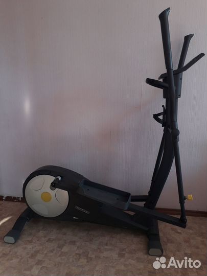 Продам Эллиптический Тренажер Тorneo Еxa Motion