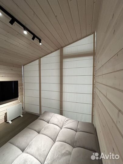 Дизайн и пошив римских штор