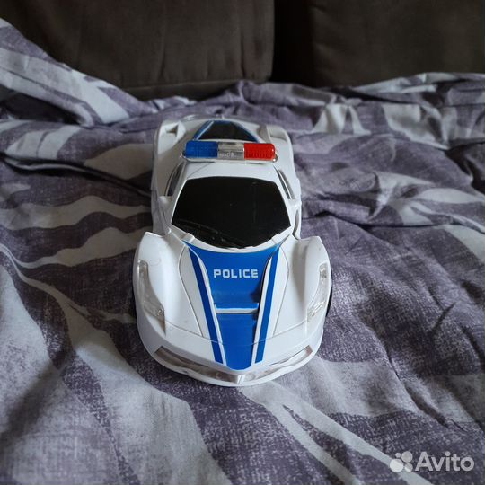 Машинка робот