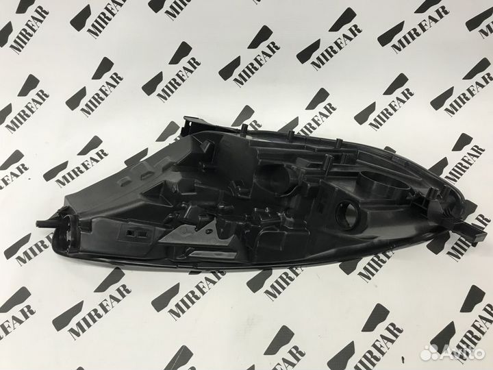 Правый корпус фары Tesla Model 3 2017-н.в