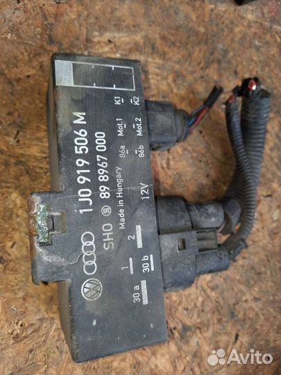 Реле электровентилятора Audi A3 8L 1998 1J0919506M