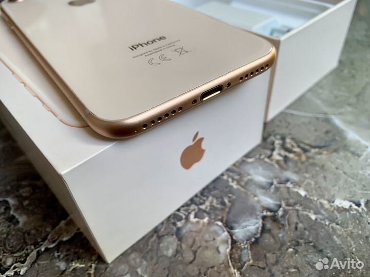 iPhone 8, 64 ГБ