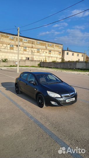 Opel Astra 1.6 AT, 2012, 220 000 км