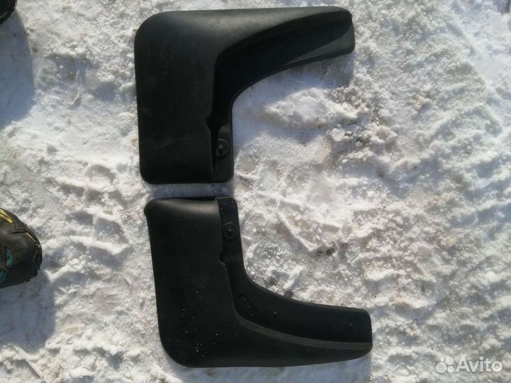 Брызговики передние geely