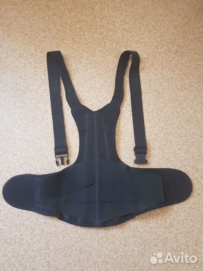 Корректор осанки с рёбрами жёсткости Триверс