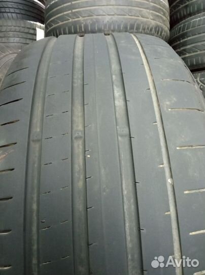 Yokohama Advan Sport V107 285/45 R22 104P