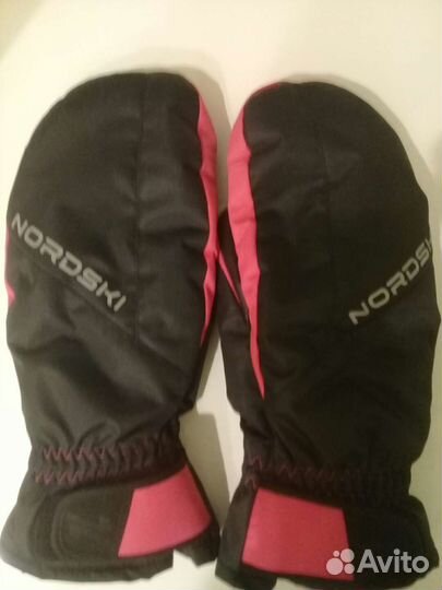 Варежки женские Nordski Arctic