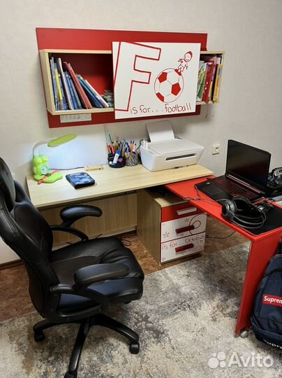 Компьютерный стол