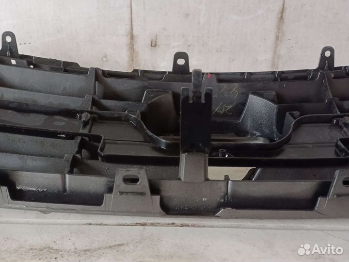 Решетка радиатора lexus rx 3