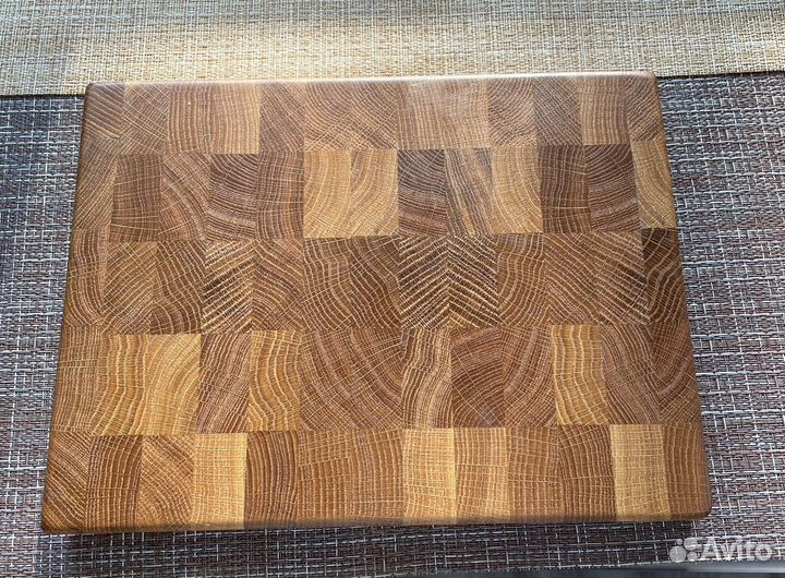 Торцевая разделочная доска из дуба