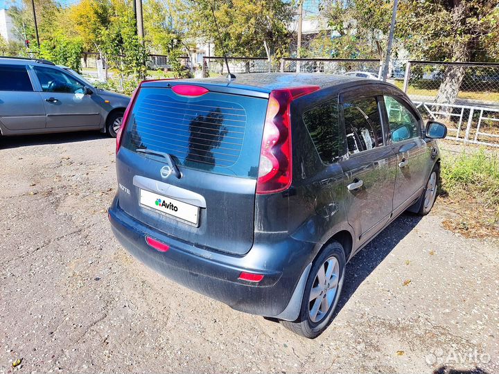 Nissan Note 1.4 МТ, 2011, битый, 125 000 км