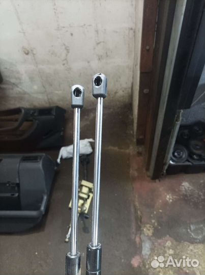 Газовые упоры багажника Ваз 2114,2109(комплект)