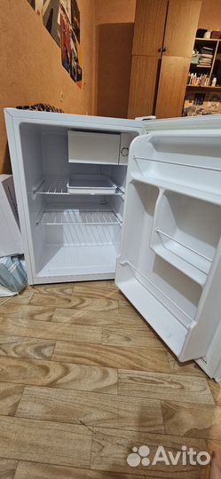Холодильник бу маленький