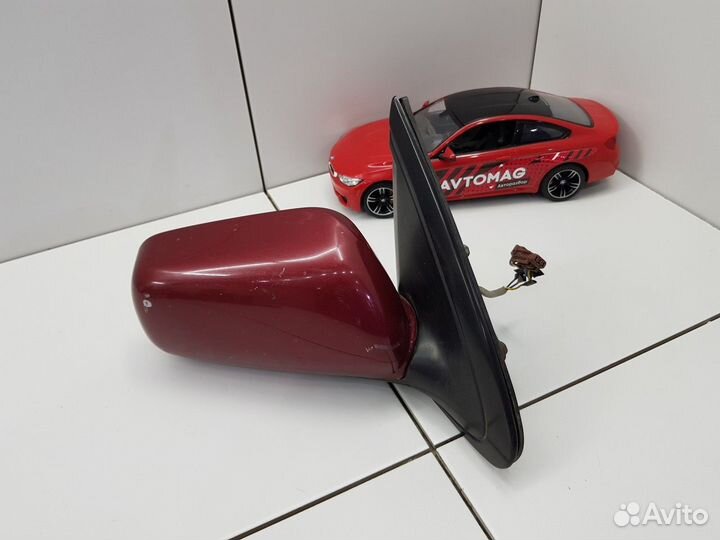 Зеркало заднего вида боковое правое 3 контакта
