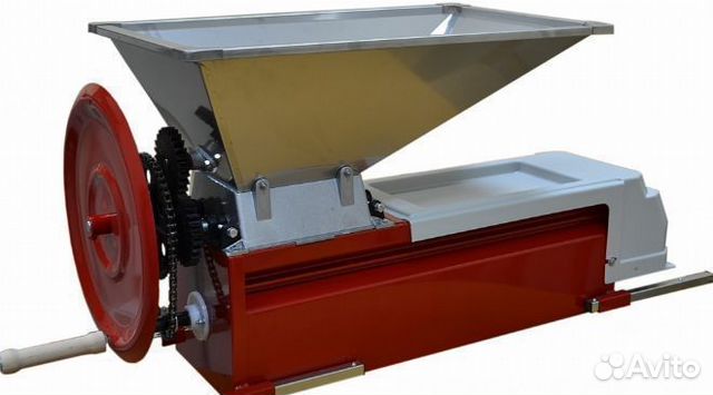 Гребнеотделитель Molinara бункер нерж