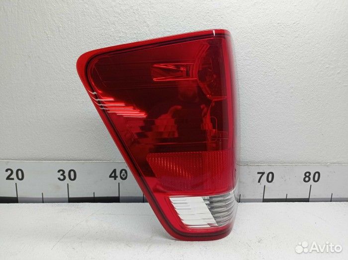 Фонарь задний левый для Nissan Titan