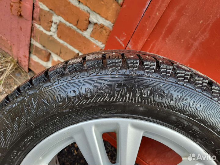 R16 Gislaved Nord Frost 200 225/55, PCD 5x120 DIA 38