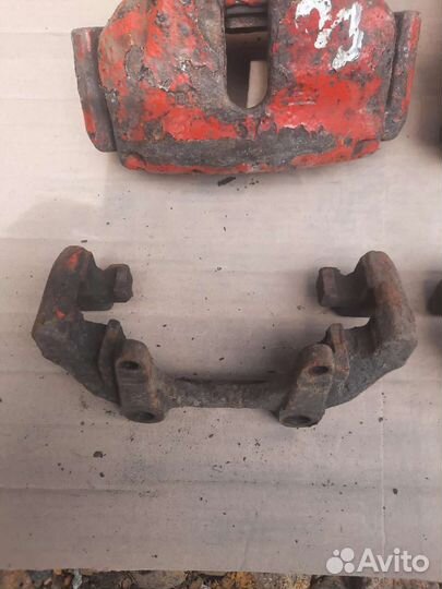 Передние суппорта Ауди 100 С4