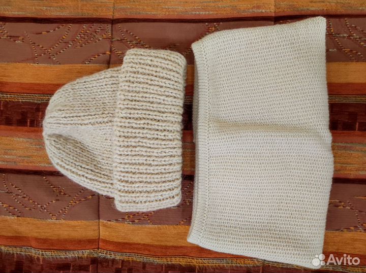 Женская шапка