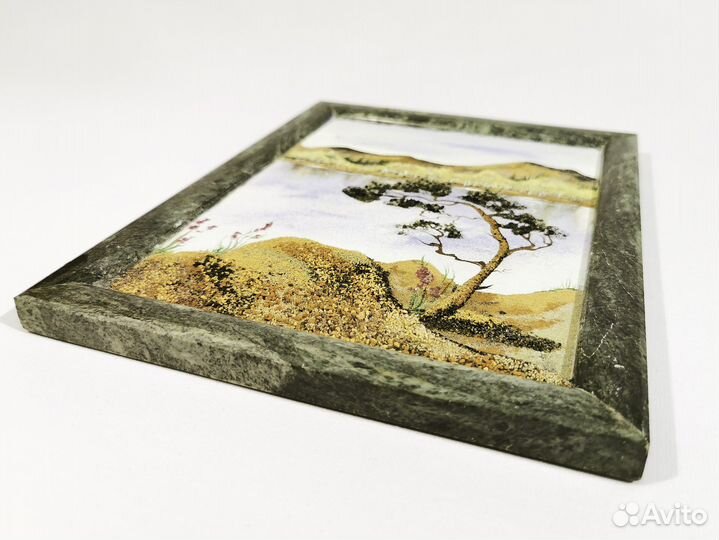 Панно из уральских камней Змеевик Каменная крошка