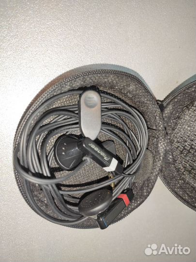 Коллекция наушников вкладышей