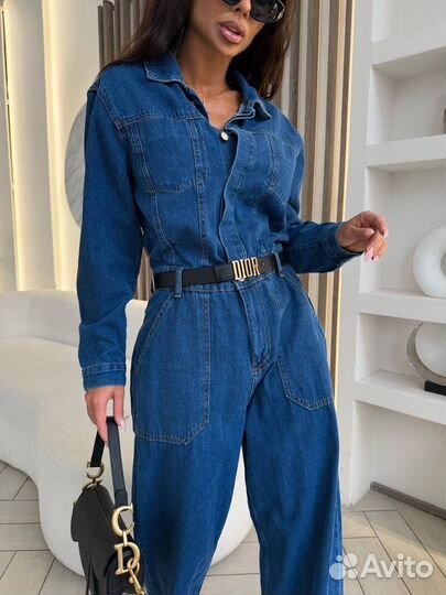 Джинсовый комбинезон