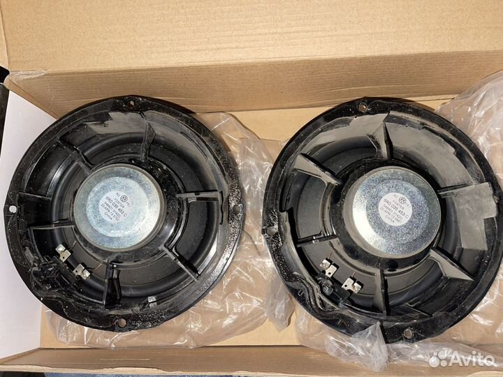Динамики оригинальные на поло седан