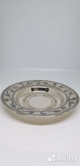 Серебряное блюдце