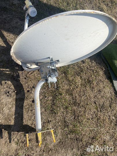 Антенна спутниковая