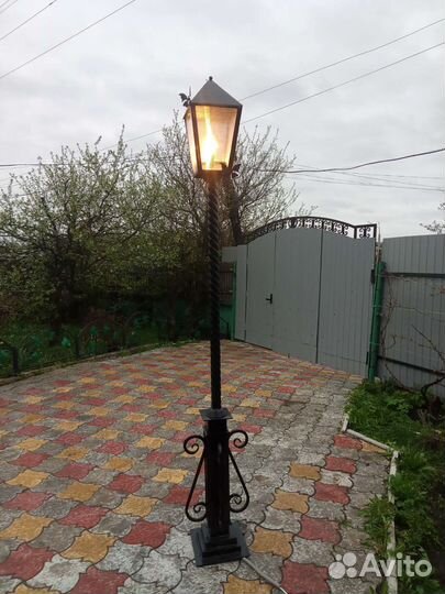 Фонарь уличный