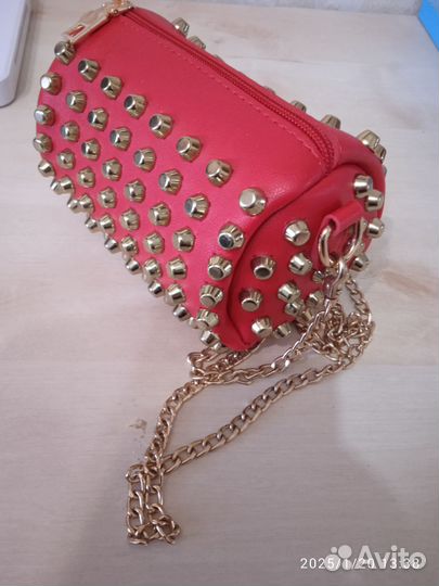 Сумка женская на цепочке