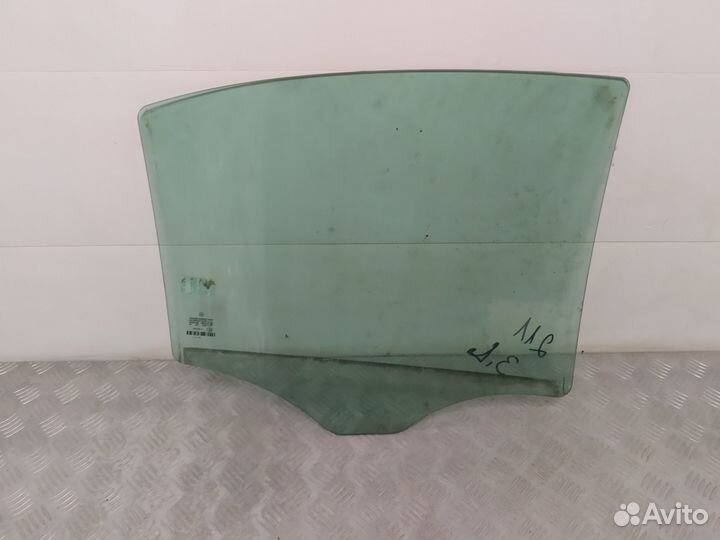 Стекло двери задней левой Mercedes-Benz E-Класс