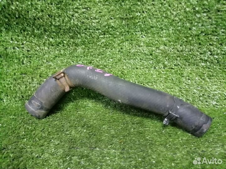 Патрубок охлаждения (радиатора) FP47-15-185Cнижний