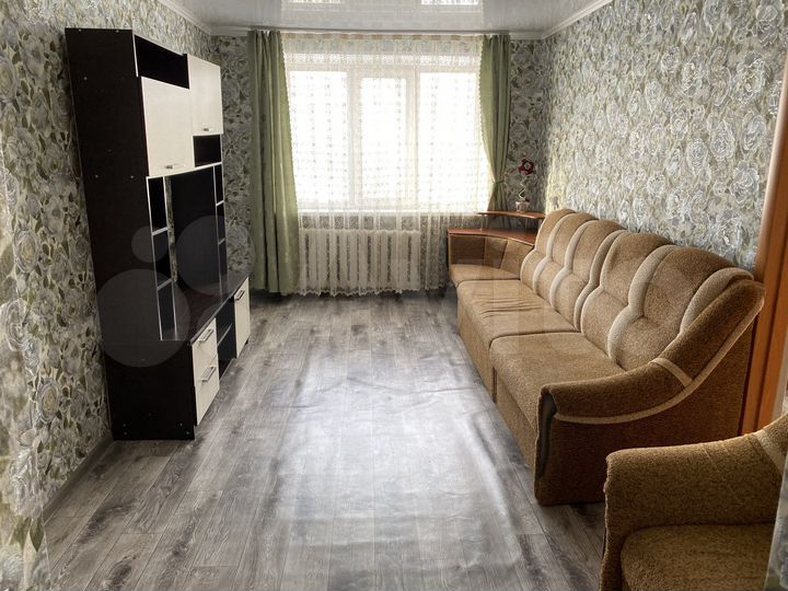 3-к. квартира, 56 м², 1/2 эт.
