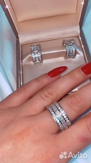 Комплект серги и кольцо