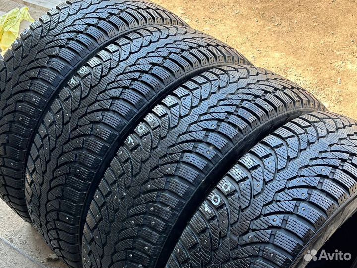 Pirelli Formula Ice 225/65 R17 102T